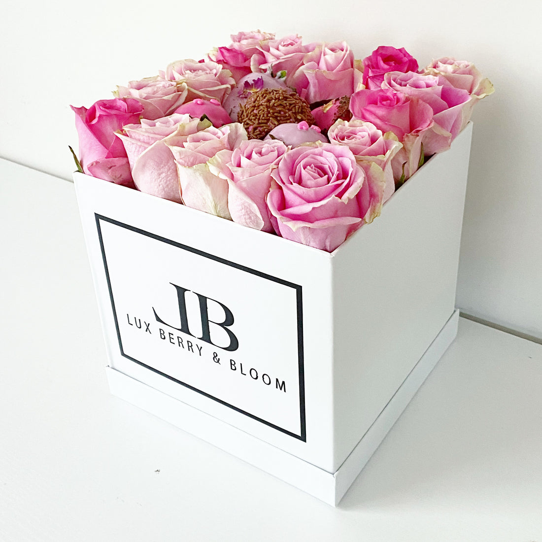 Roses and Berries Grande Box