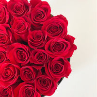 Luxurious Red Roses and Personalized Balloon