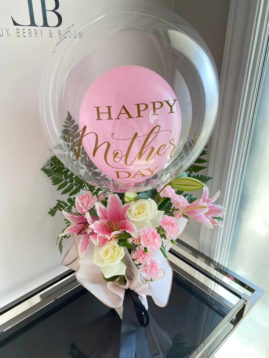 Mother’s Day Flowers with large Balloon
