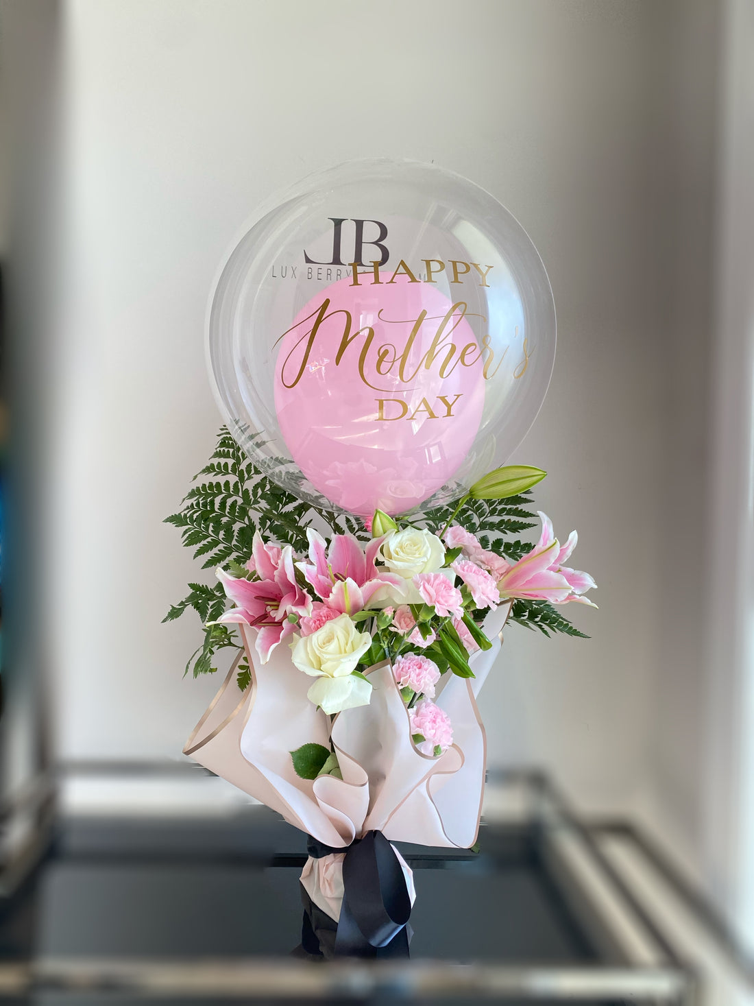 Mother’s Day Flowers with large Balloon