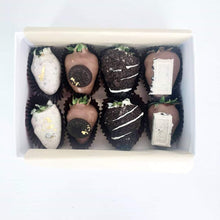 Load image into Gallery viewer, Cookies and Cream Chocolate Strawberries Small